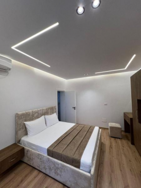 Villa S M